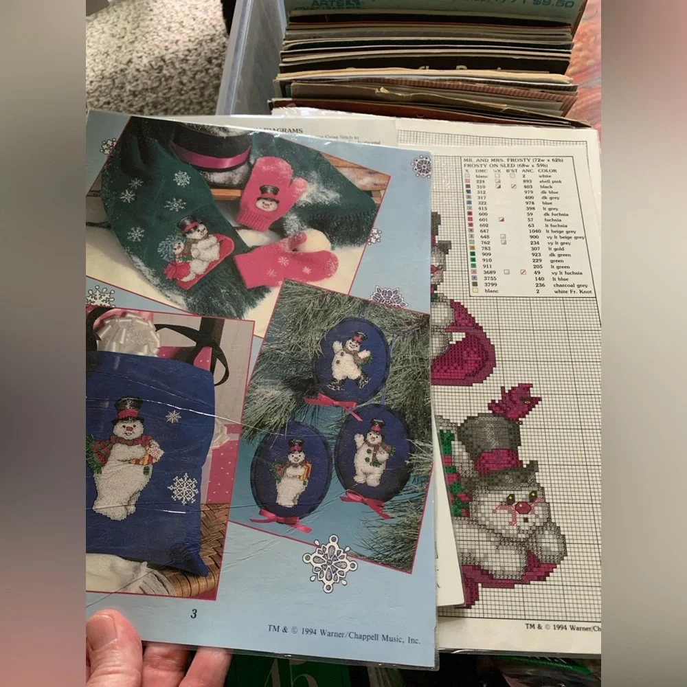 1994 Leisure Arts Frosty The Snowman Leaflet 2545 Pages Laminated Pattern Book